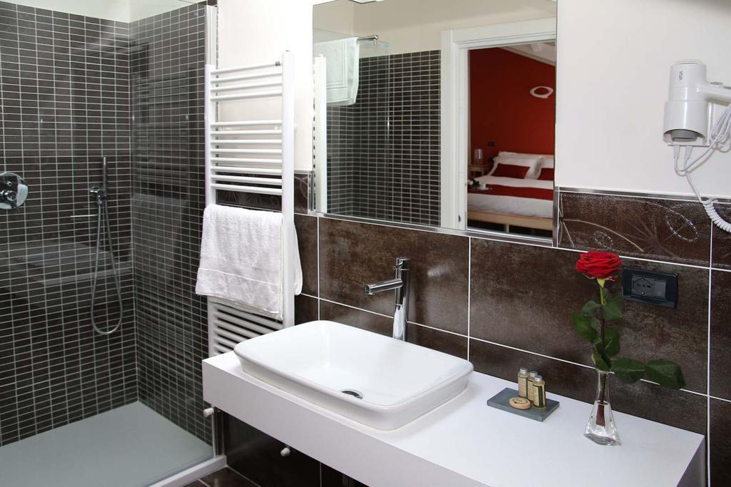 Pepe'S Home B&B Nichelino Phòng bức ảnh
